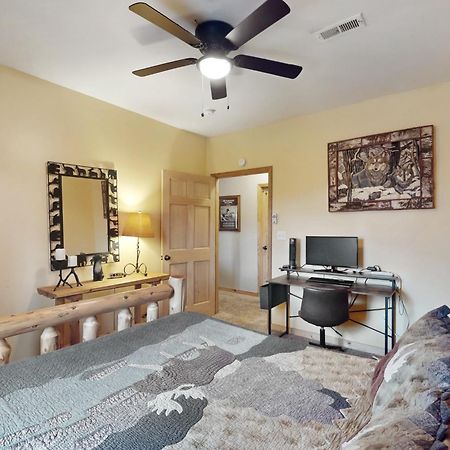 Blue Ridge Bear Bungalow 외부 사진