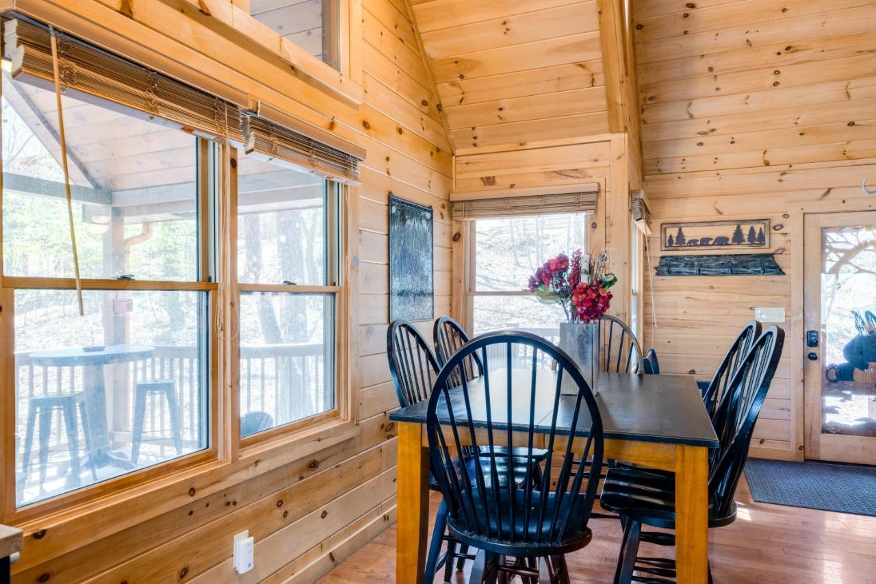 Blue Ridge Bear Bungalow 외부 사진
