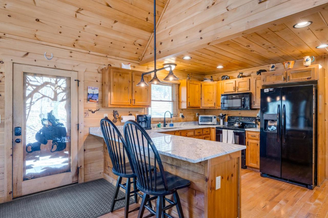 Blue Ridge Bear Bungalow 외부 사진