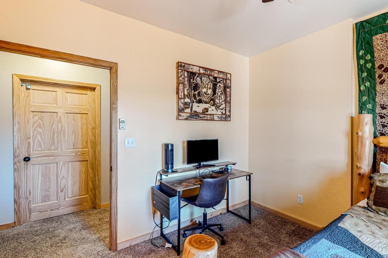 Blue Ridge Bear Bungalow 외부 사진