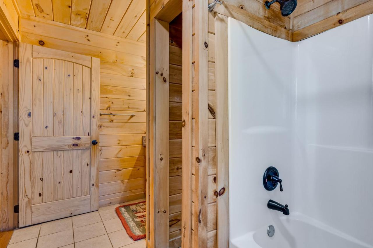 Blue Ridge Bear Bungalow 외부 사진