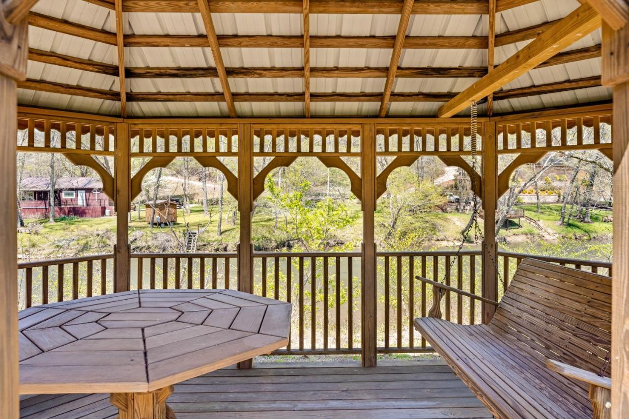 Blue Ridge Bear Bungalow 외부 사진