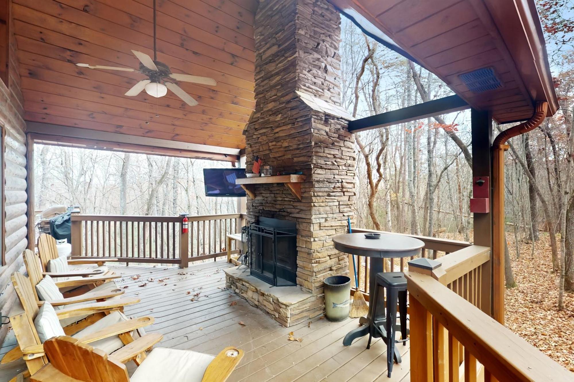 Blue Ridge Bear Bungalow 외부 사진