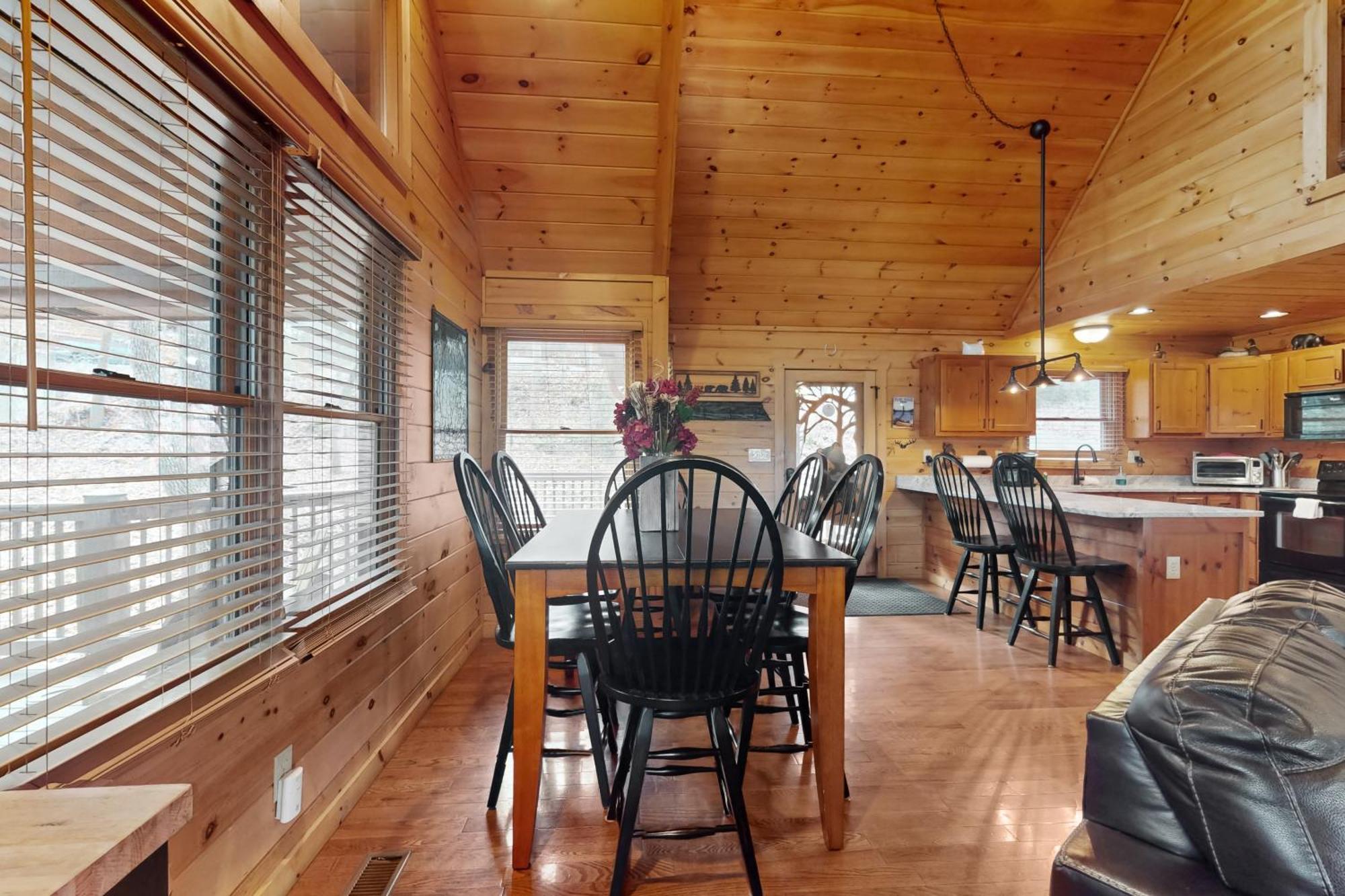 Blue Ridge Bear Bungalow 외부 사진